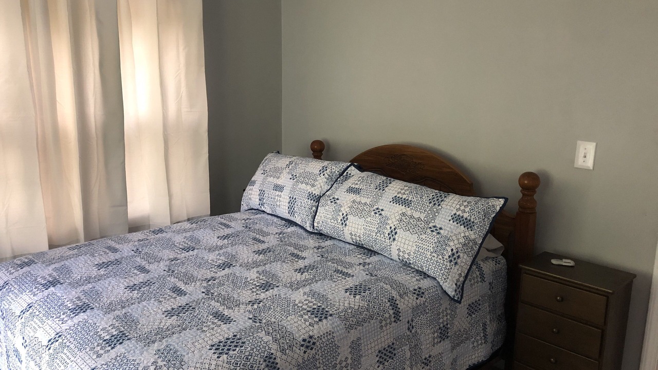 Photo of Bedroom in Benton