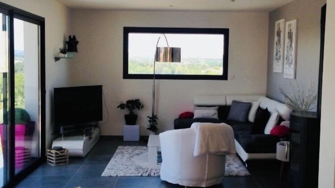 Photo of Livingroom in Castelnau-de-Guers