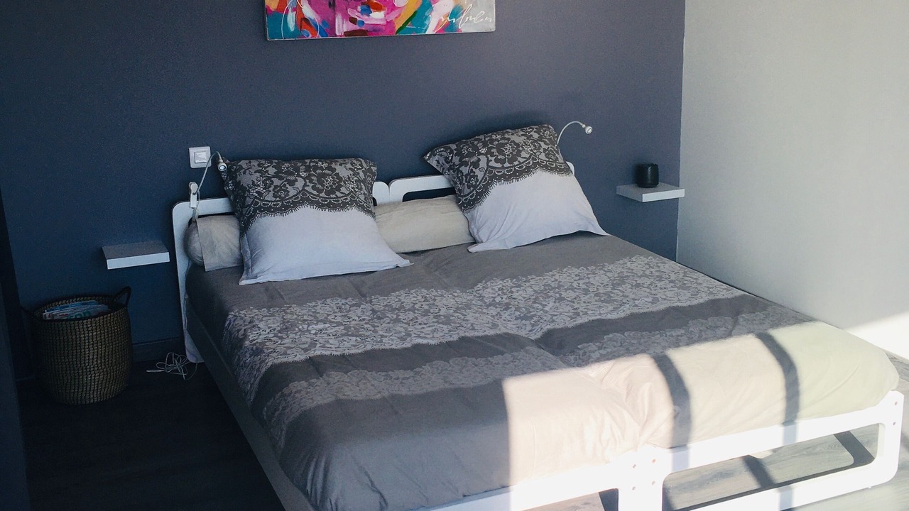 Photo of Bedroom in Castelnau-de-Guers