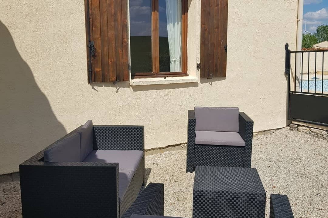 Photo of Patio Balcony in Saint-Pierre-de-Juillers