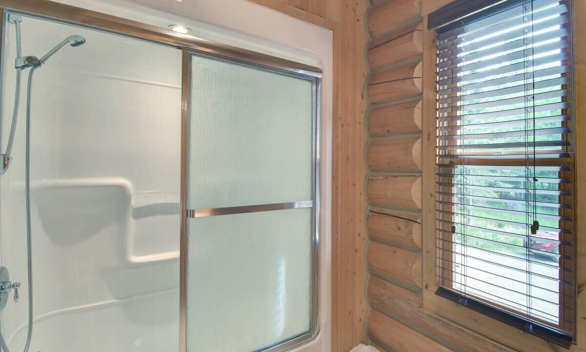Photo of Bathroom in Fiddler Lake Resort