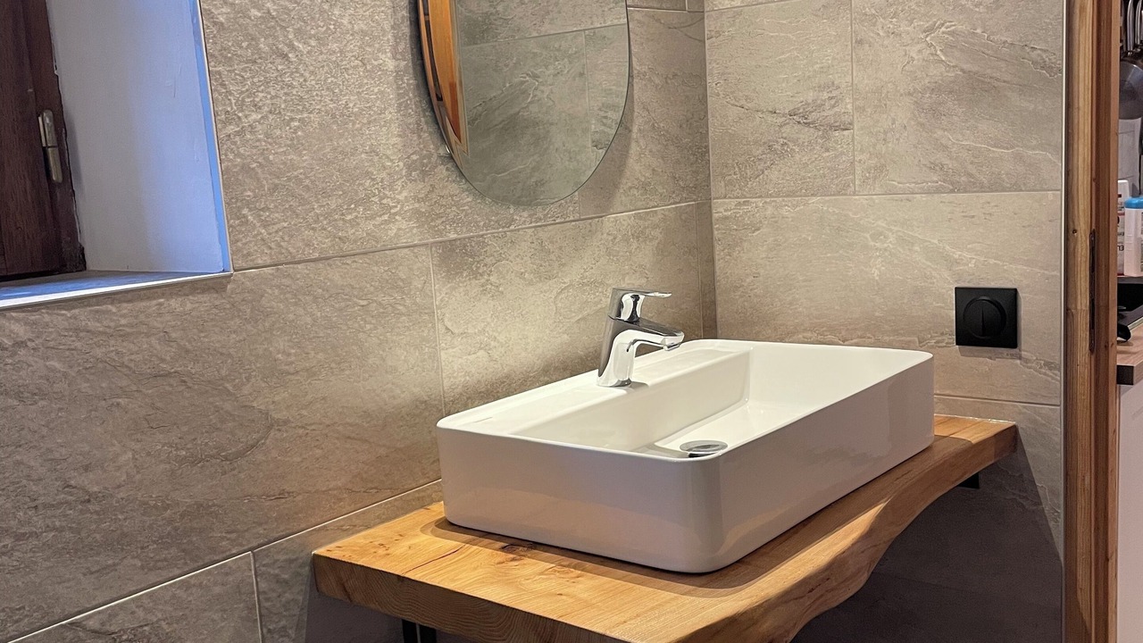 Photo of Bathroom in Gez