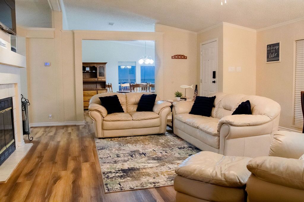 Photo of Livingroom in Carolyn Estates