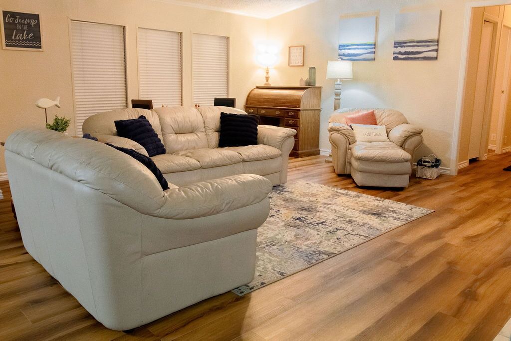 Photo of Livingroom in Carolyn Estates