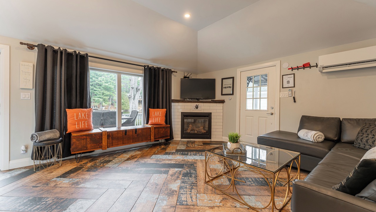 Photo of Livingroom in Severn Bridge