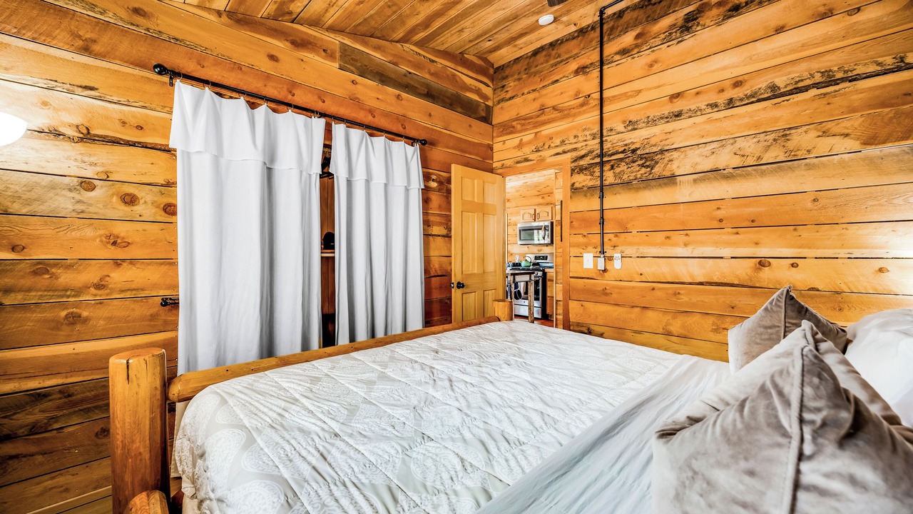 Photo of Bedroom in Rainbow Valley
