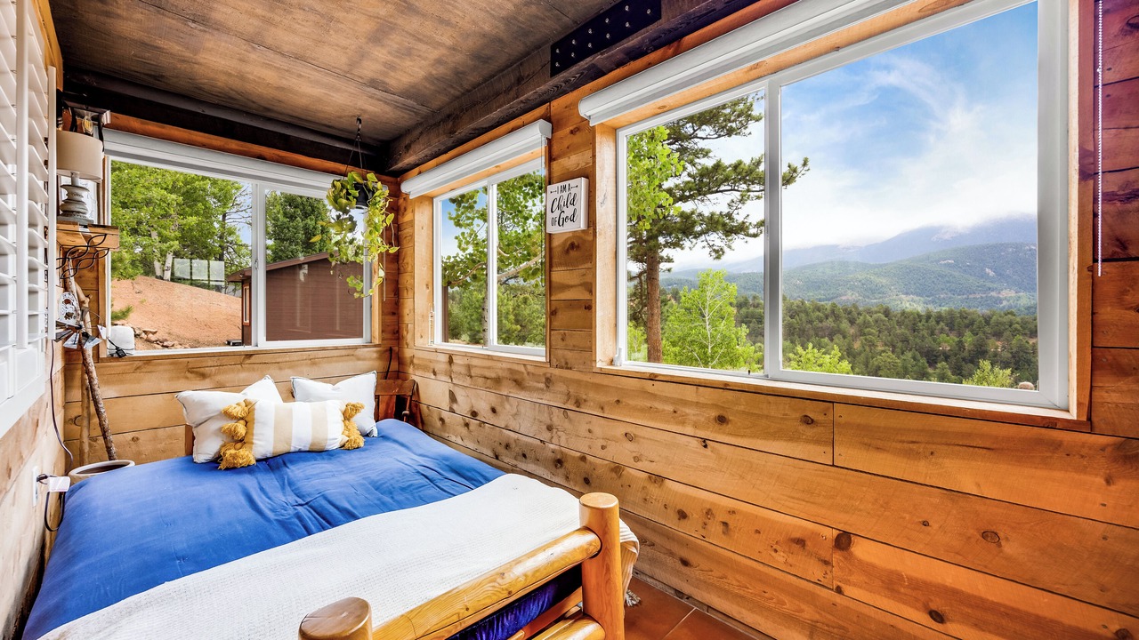 Photo of Bedroom in Rainbow Valley