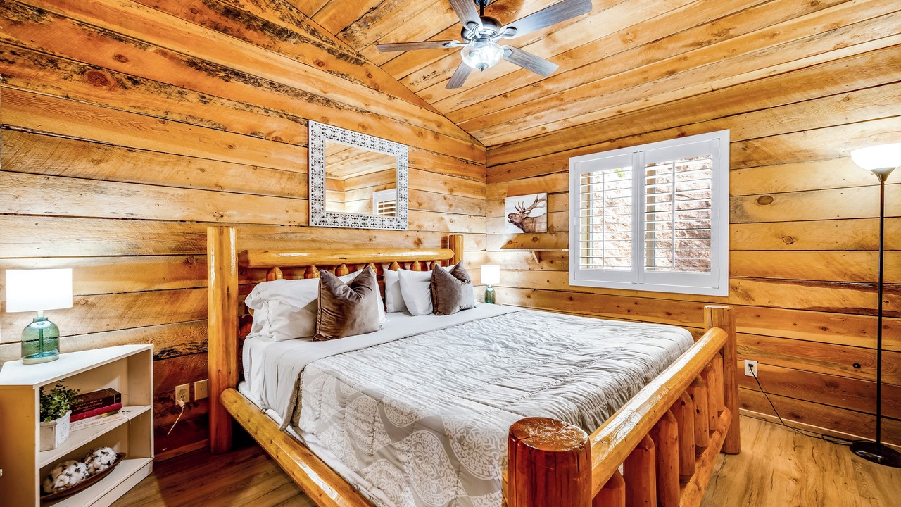 Photo of Bedroom in Rainbow Valley