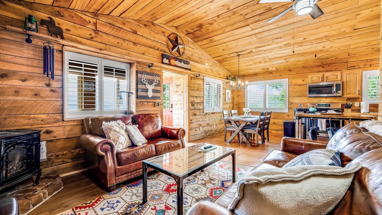Photo of Livingroom in Rainbow Valley