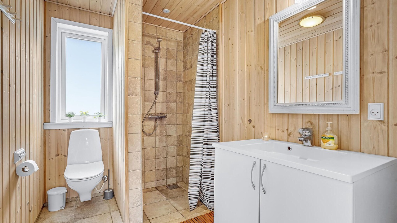 Photo of Bathroom in Vinderup