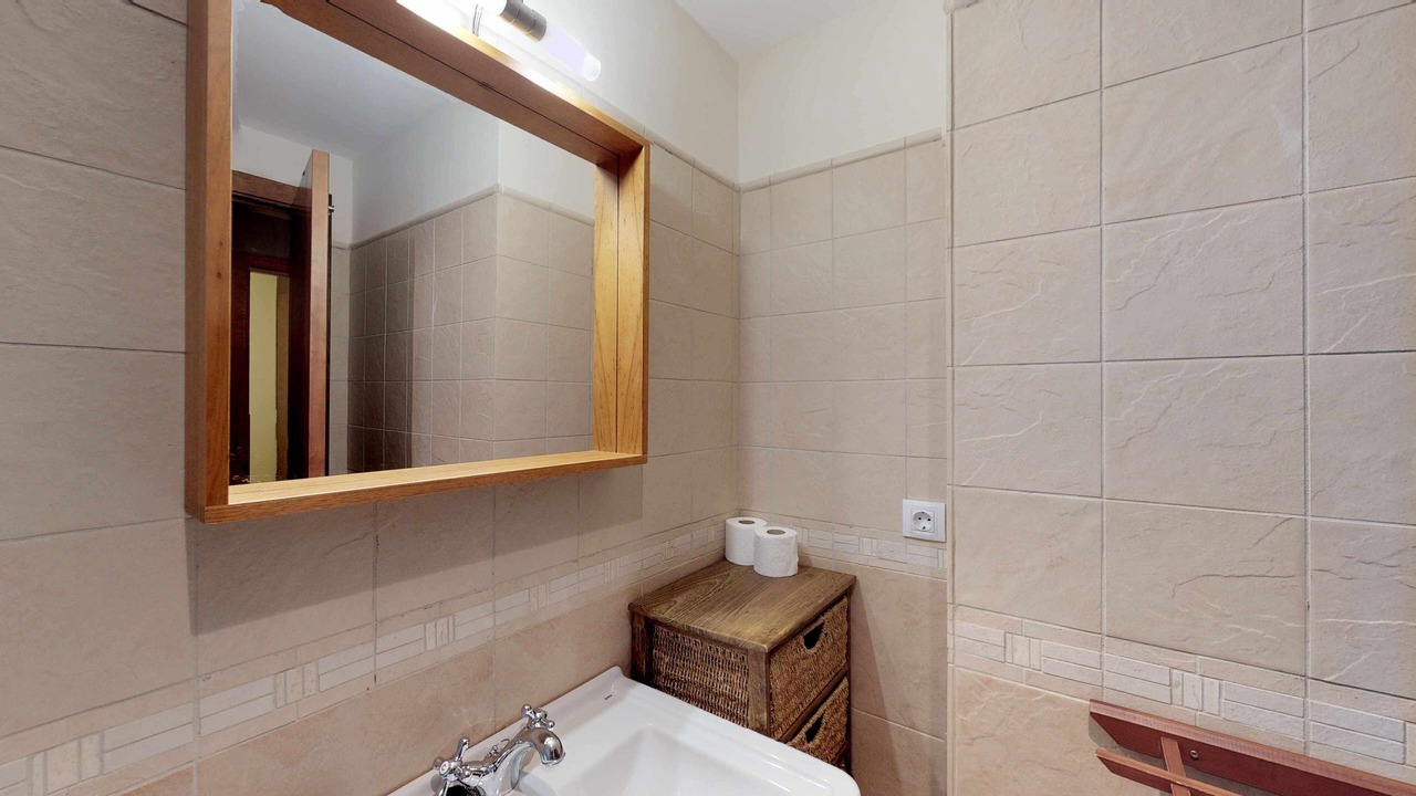 Photo of Bathroom in Escarrilla