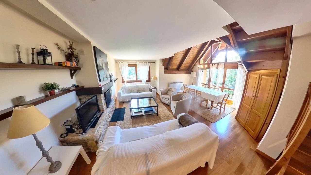 Photo of Livingroom in Escarrilla