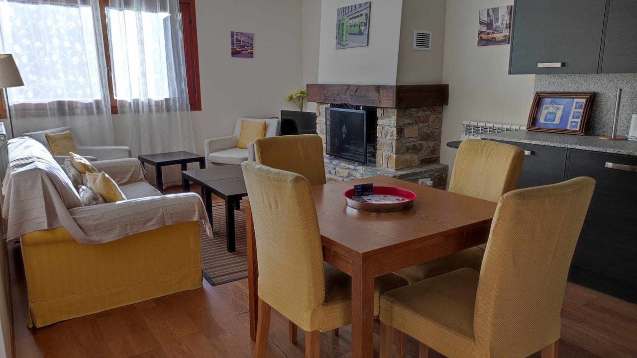 Photo of Livingroom in Escarrilla