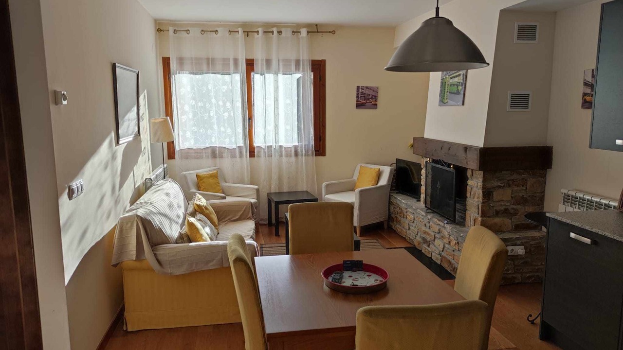 Photo of Livingroom in Escarrilla
