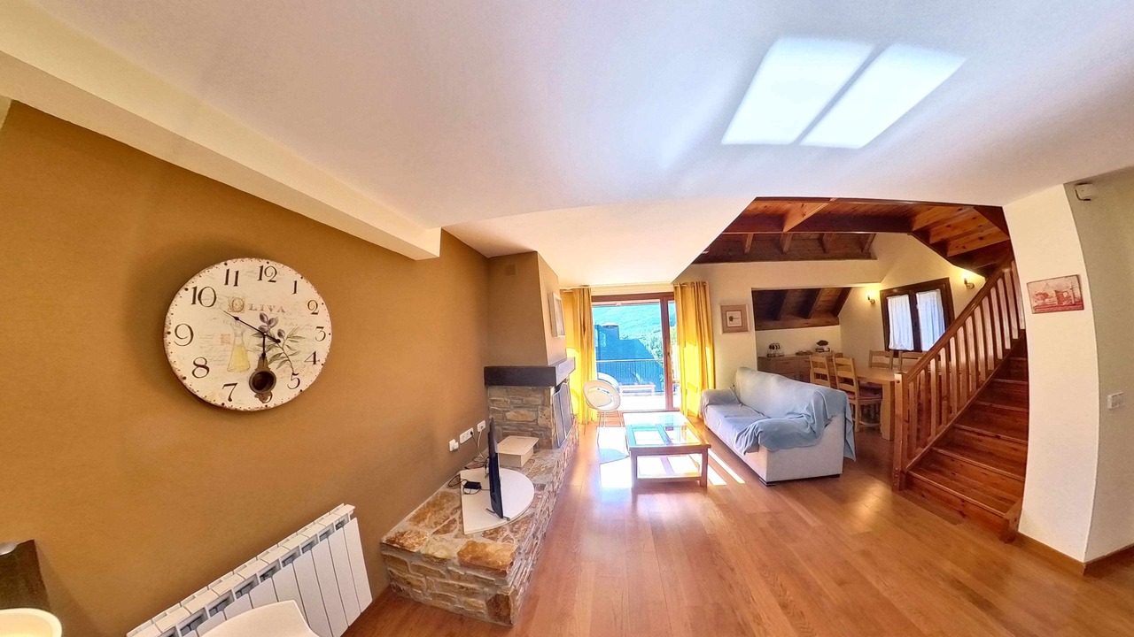 Photo of Livingroom in Escarrilla