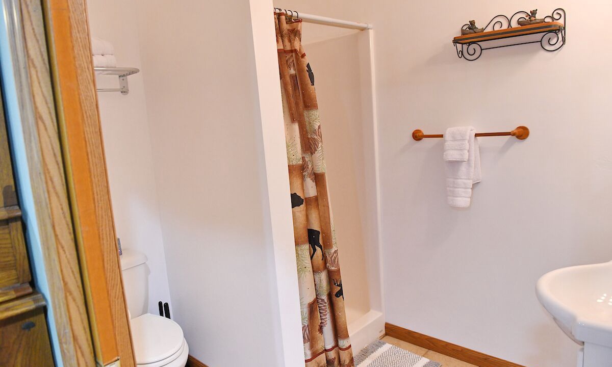 Photo of Bathroom in Luther