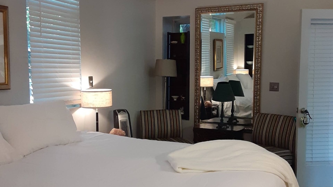 Photo of Bedroom in Airport Heights Community Council