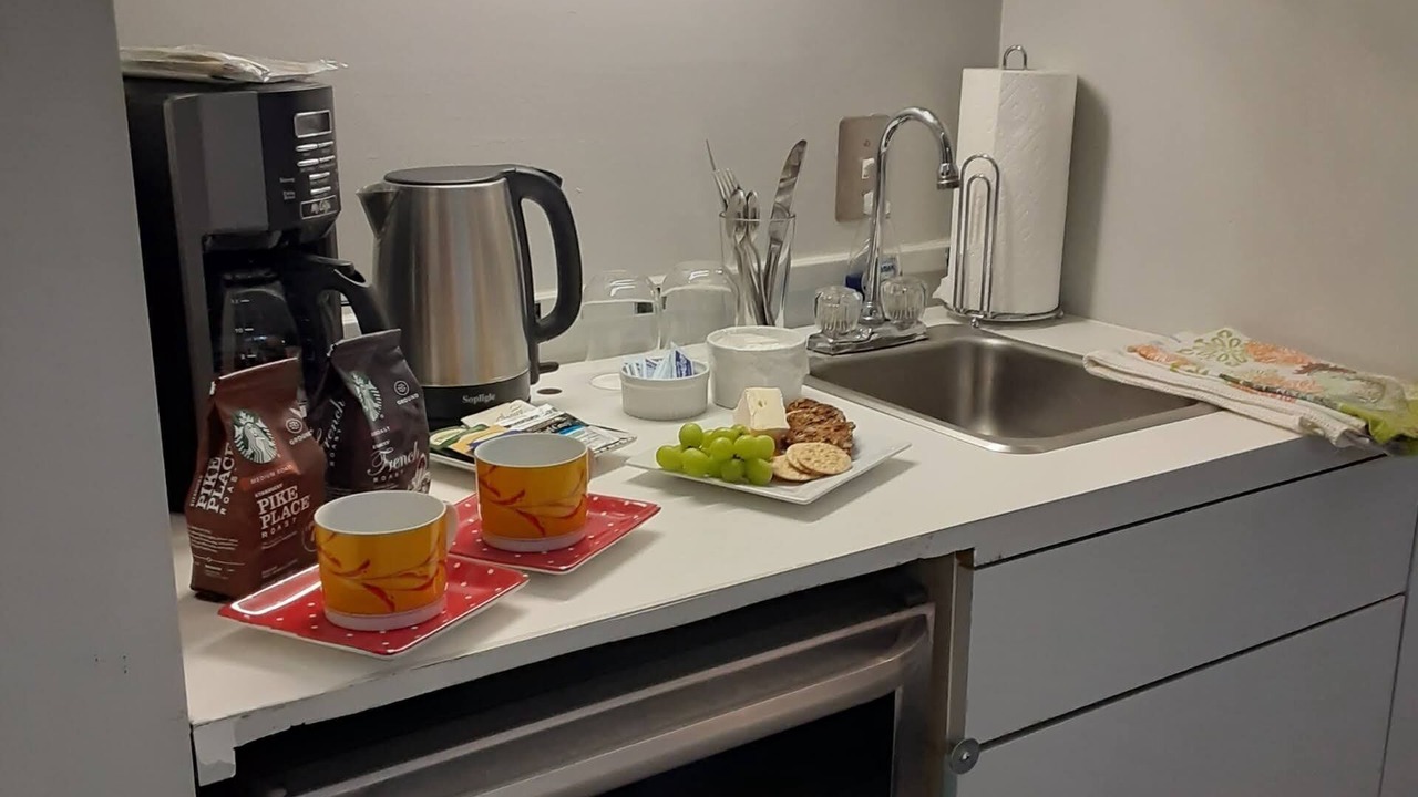 Photo of Kitchen in Airport Heights Community Council