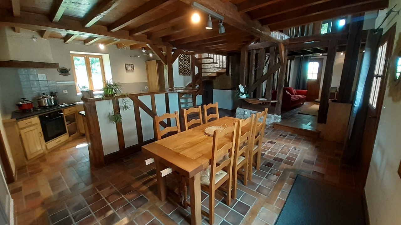 Photo of Others in Louze