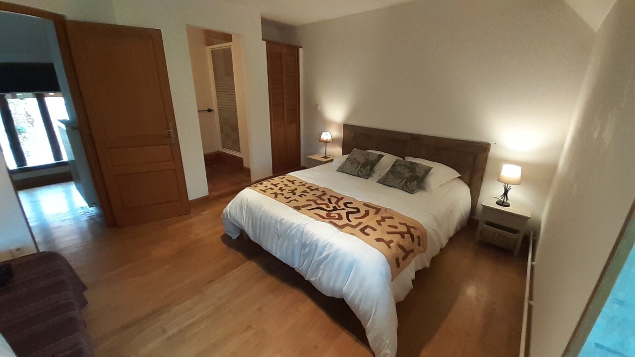 Photo of Bedroom in Louze