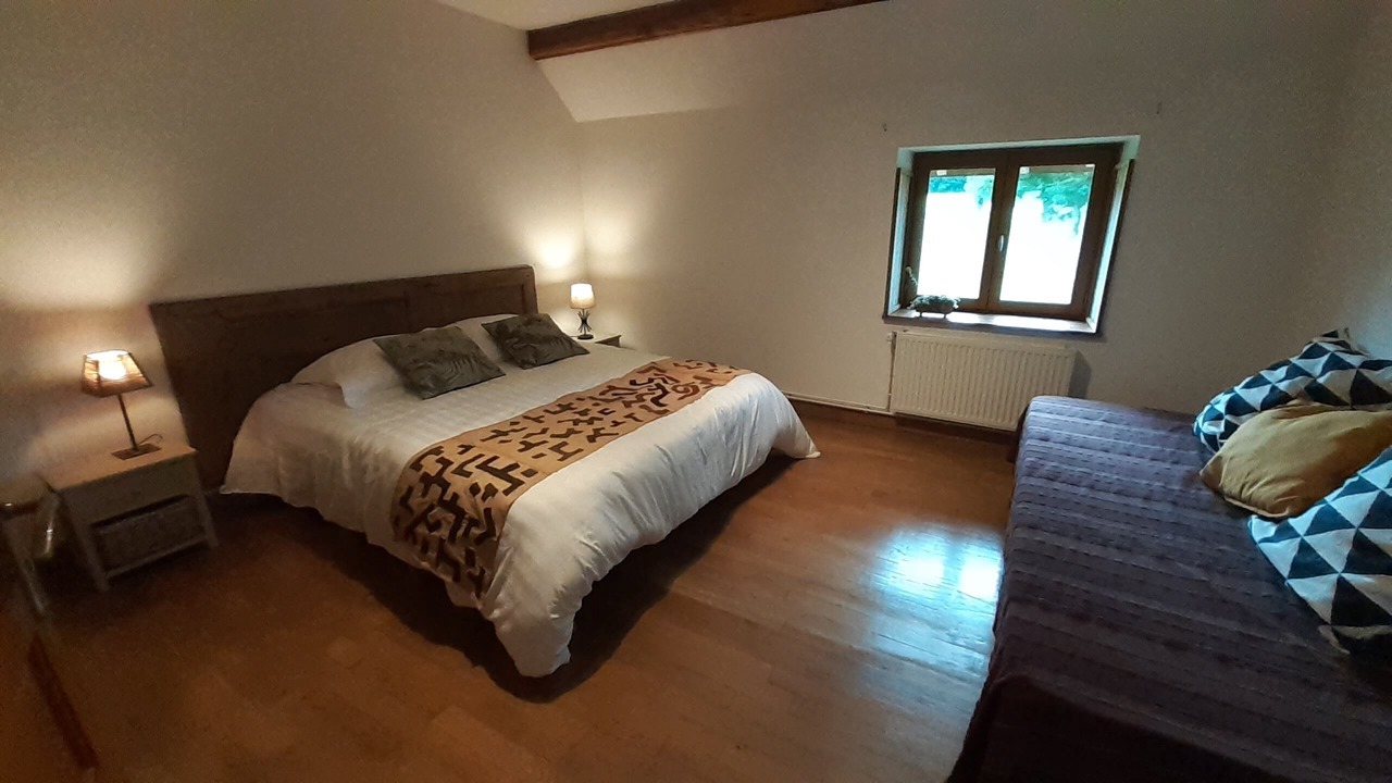 Photo of Bedroom in Louze