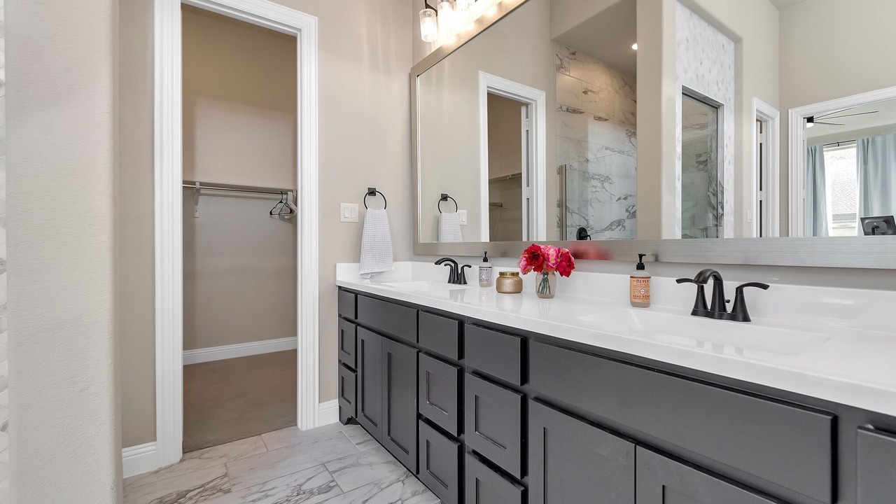 Photo of Bathroom in Northlake