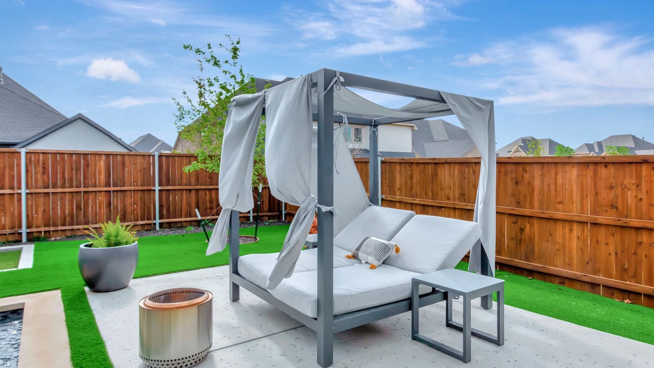 Photo of Outdoor in Northlake