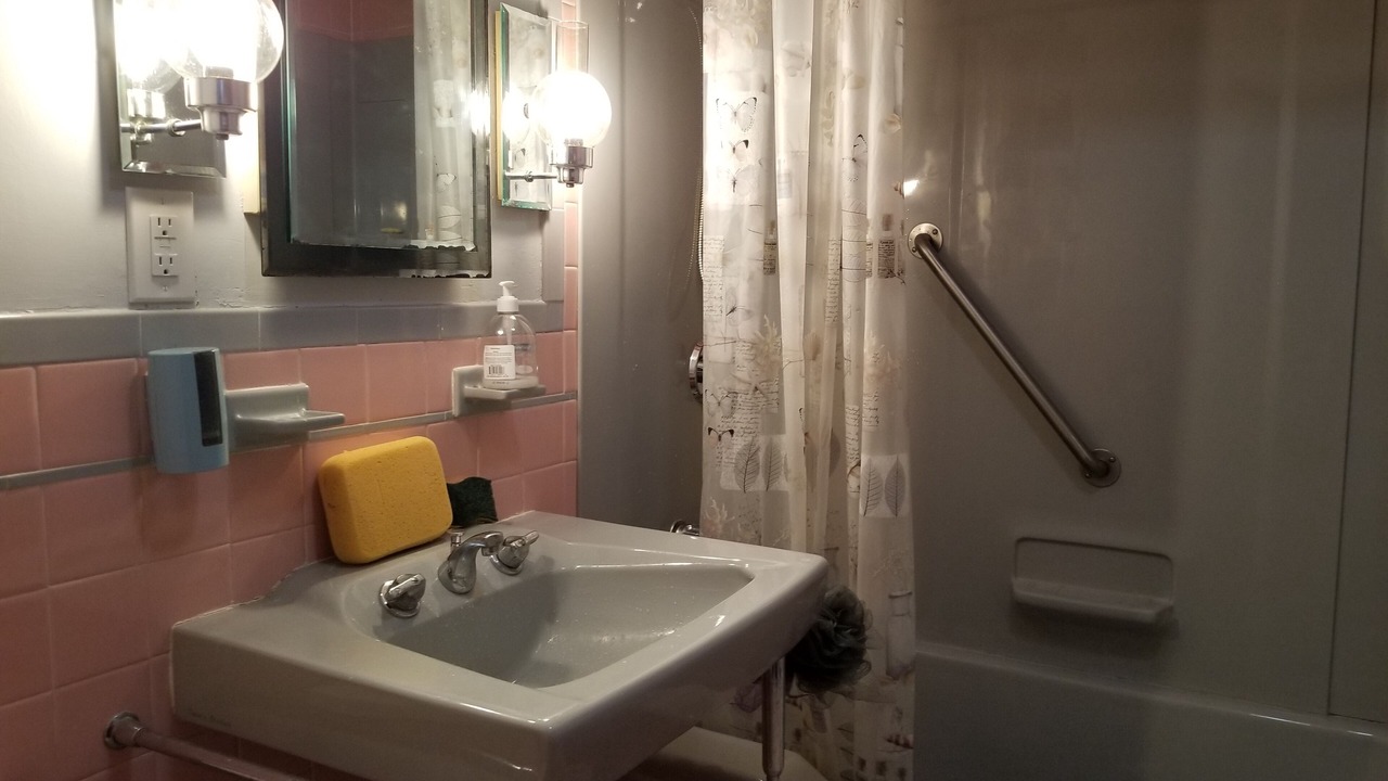 Photo of Bathroom in Salem