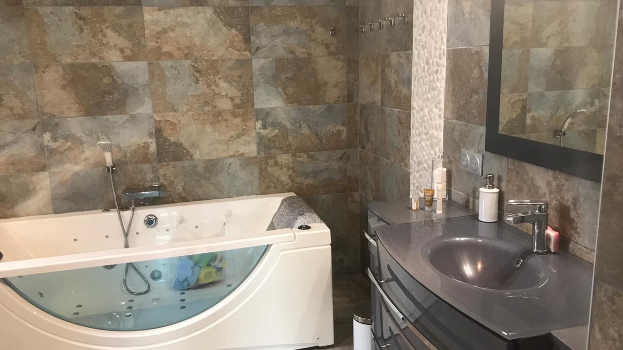 Photo of Bathroom in Le Cailar