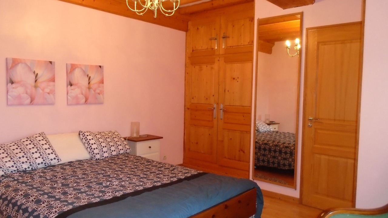 Photo of Bedroom in Graignes