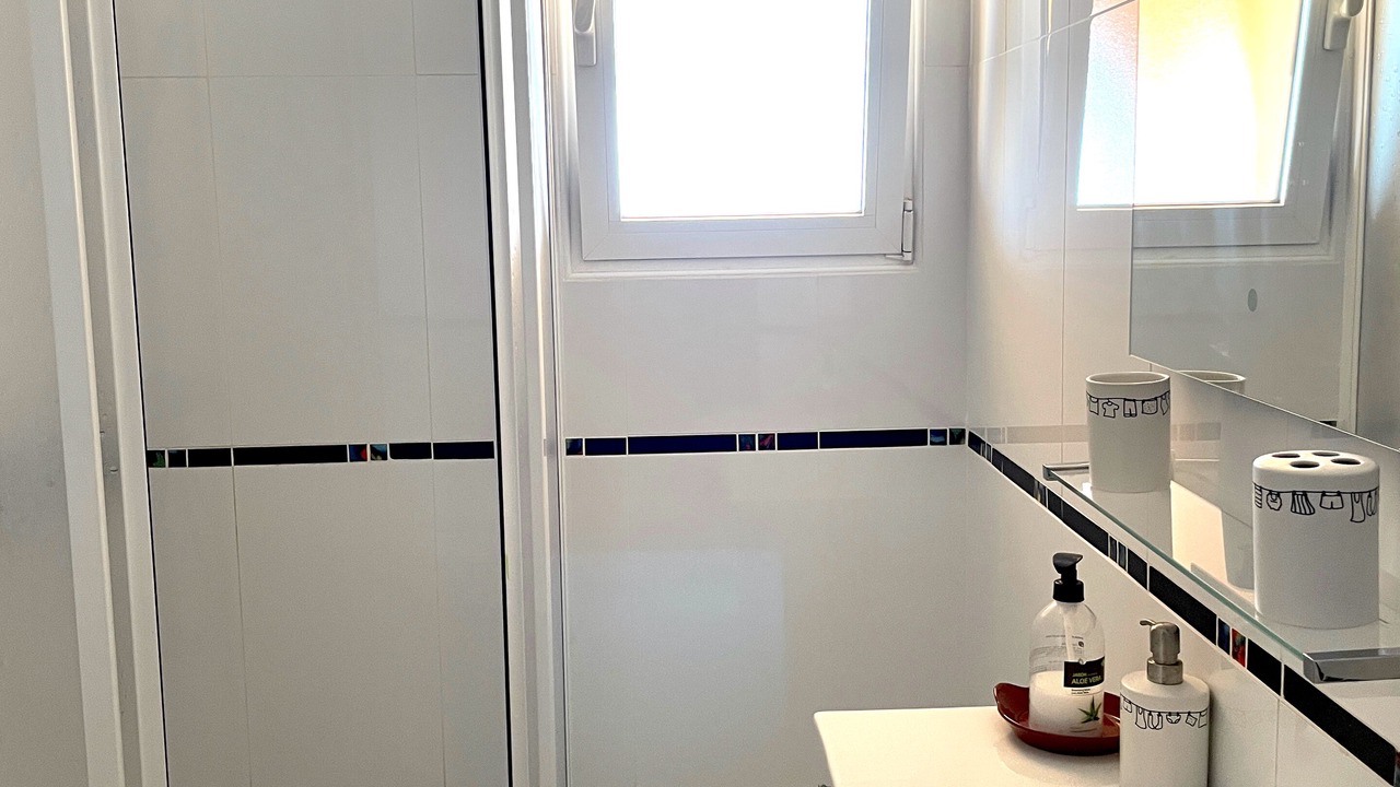 Photo of Bathroom in Benimeit