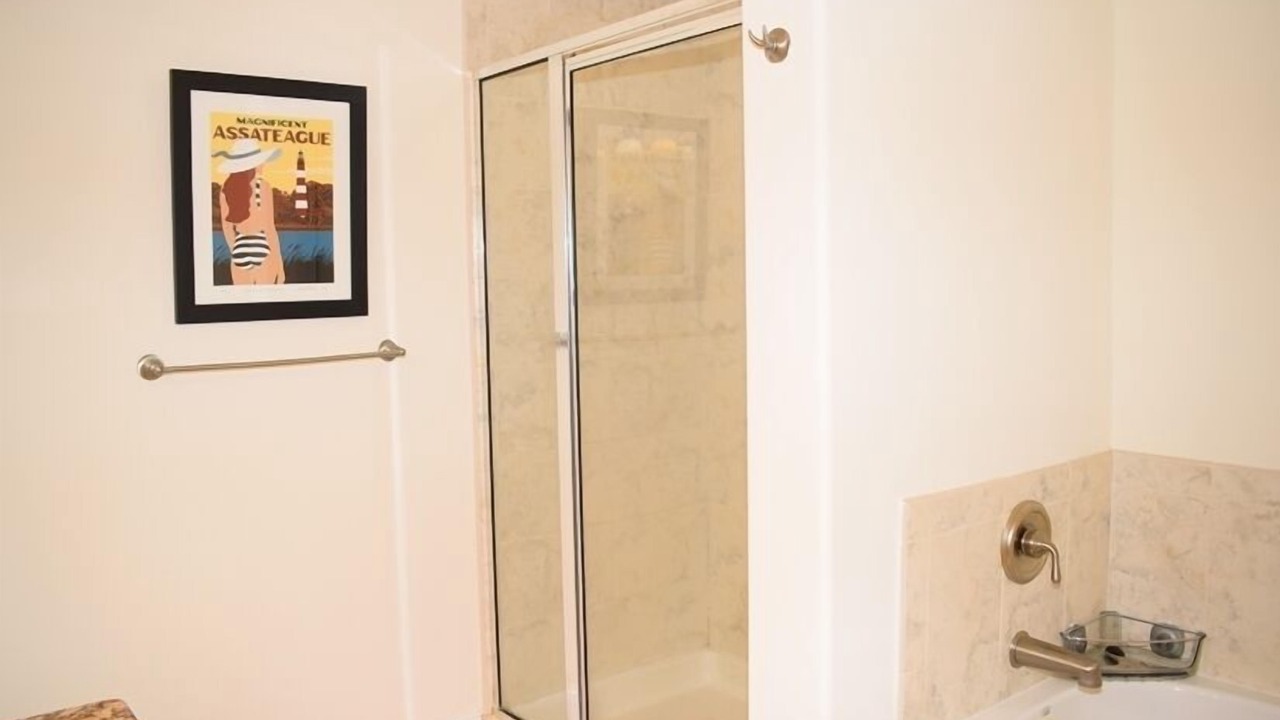 Photo of Bathroom in Chincoteague