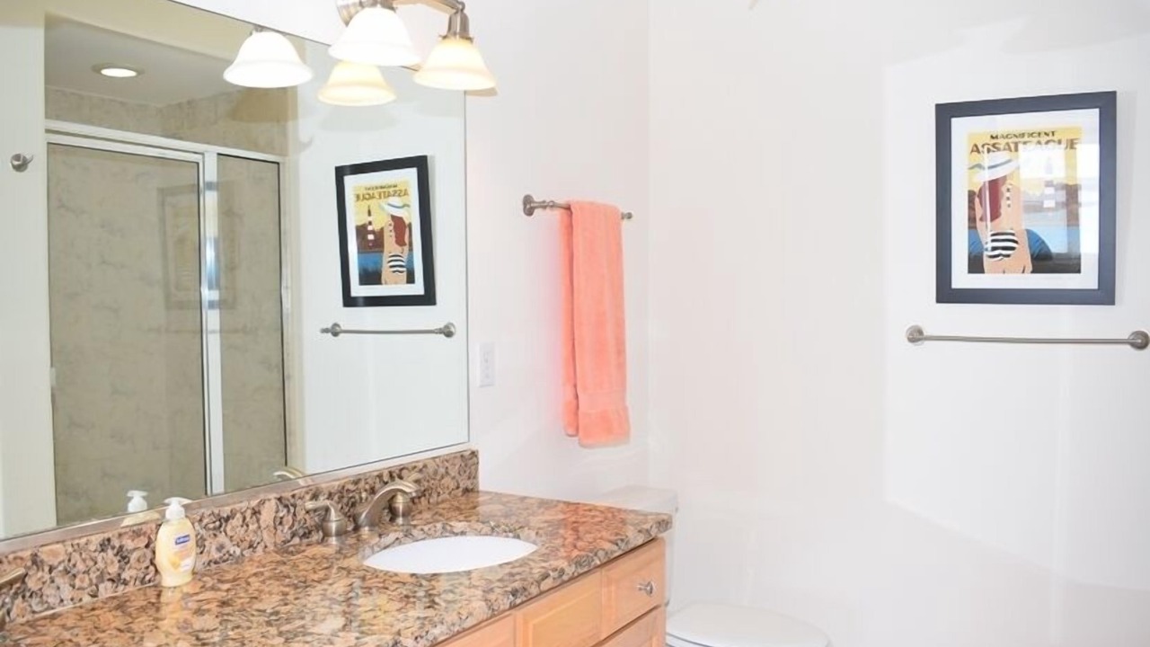 Photo of Bathroom in Chincoteague