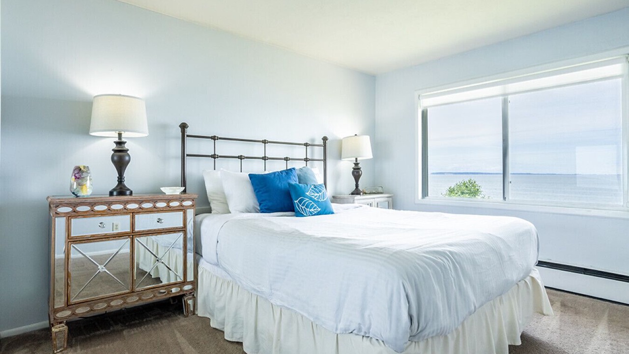 Photo of Bedroom in Blaine