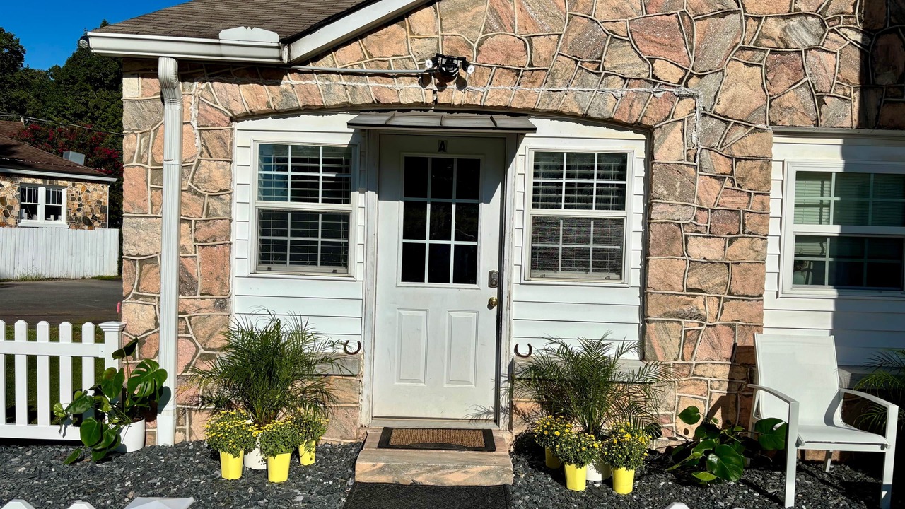 Photo of Others in Dahlonega