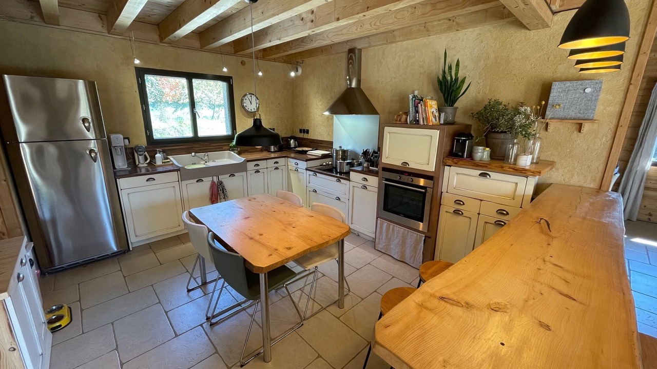 Photo of Kitchen in Contamine-Sarzin