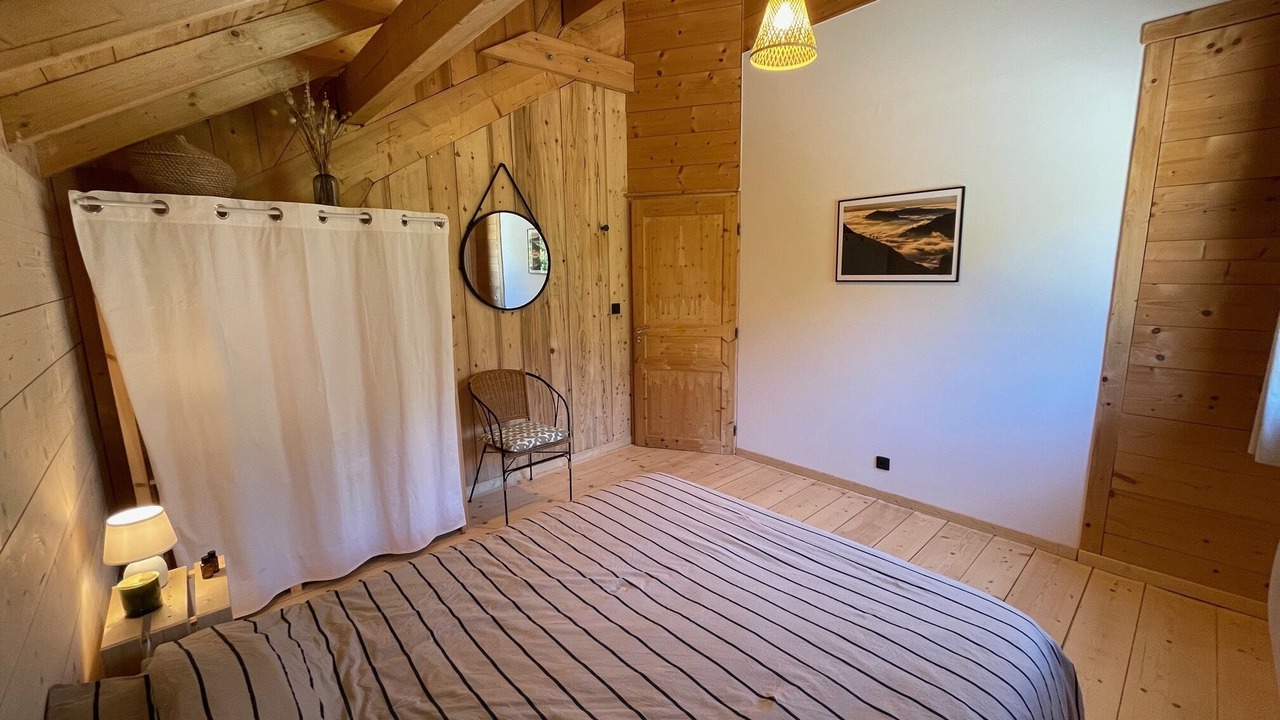 Photo of Bedroom in Contamine-Sarzin