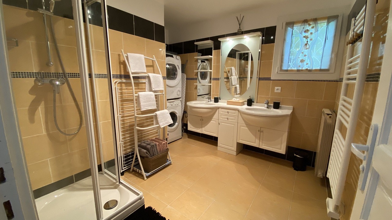 Photo of Bathroom in Menton