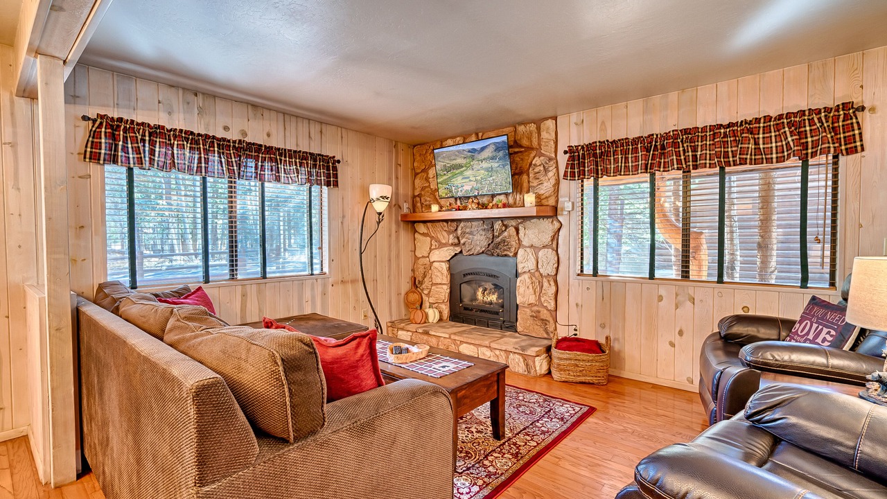 Photo of Livingroom in Greer