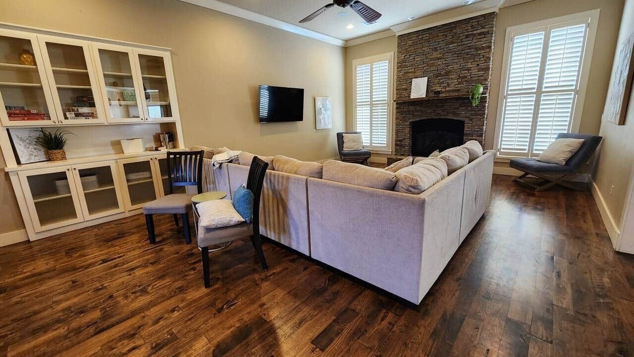 Photo of Livingroom in Choctaw
