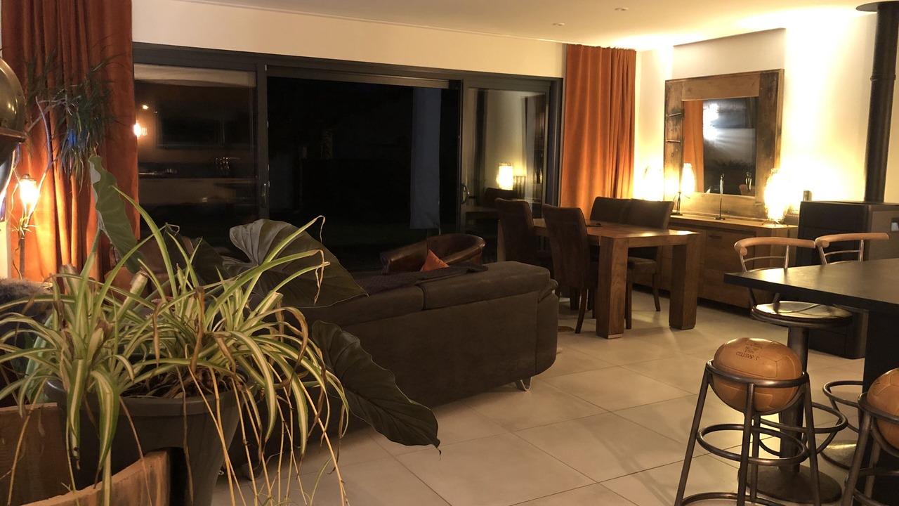 Photo of Livingroom in Grayan-Et-L'Hopital