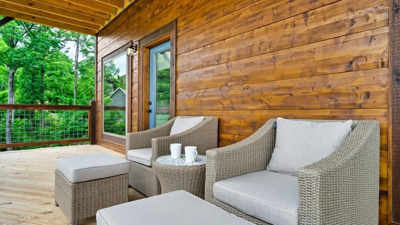 Photo of Patio Balcony in Chalet Village North