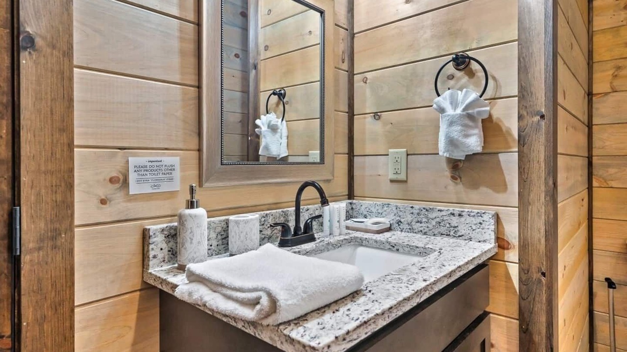 Photo of Bathroom in Chalet Village North