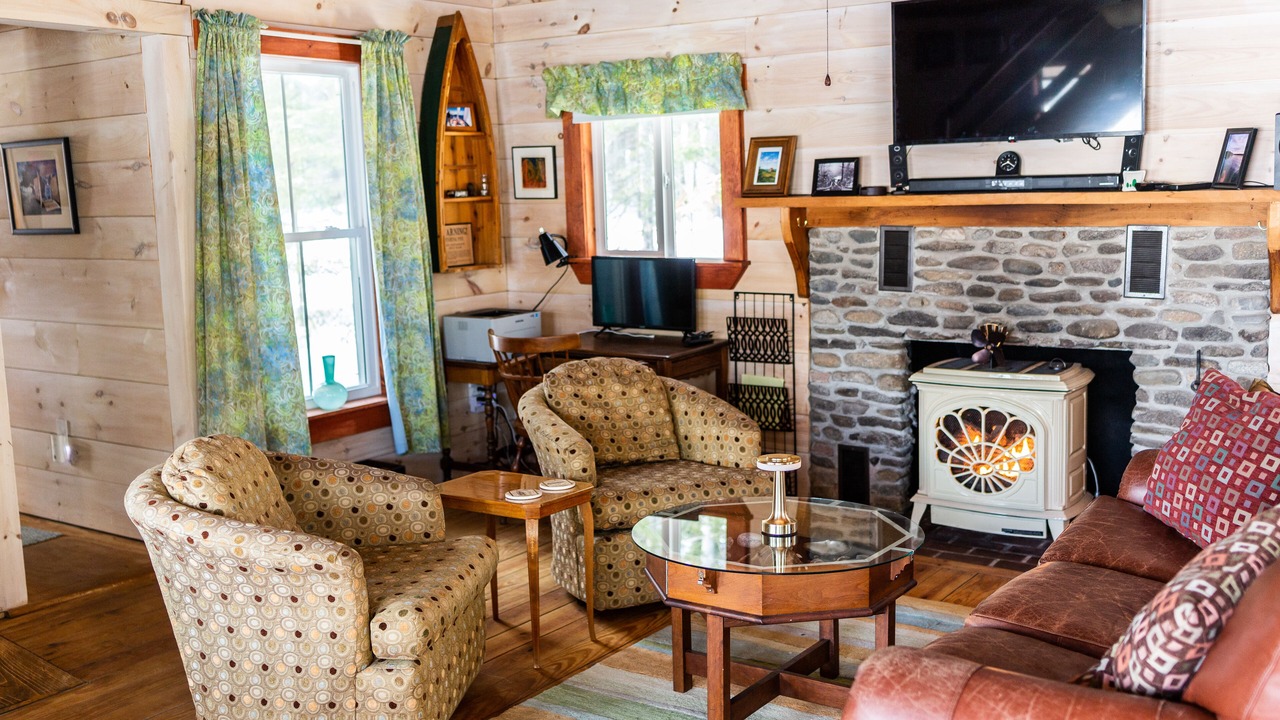 Photo of Livingroom in Bethel