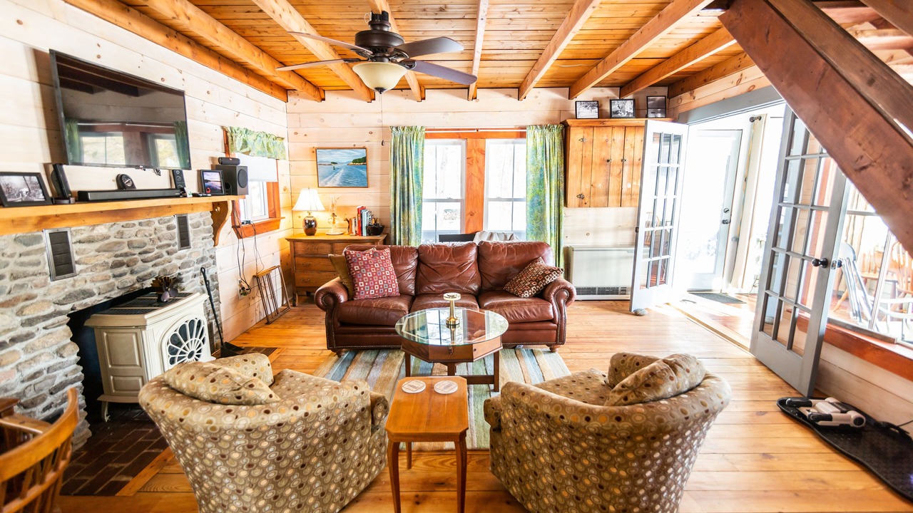 Photo of Bedroom in Bethel