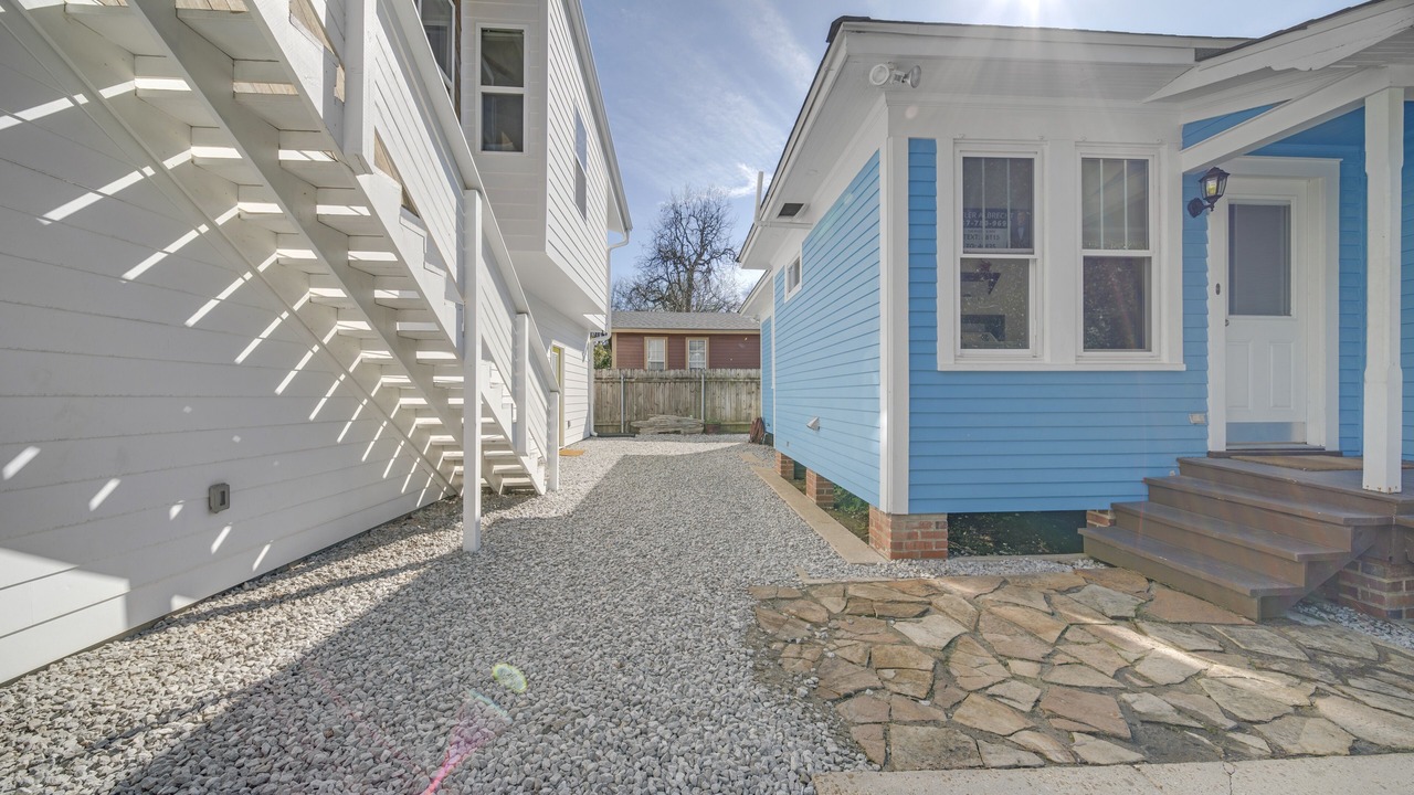 Photo of Outdoor in Freetown - Port Rico
