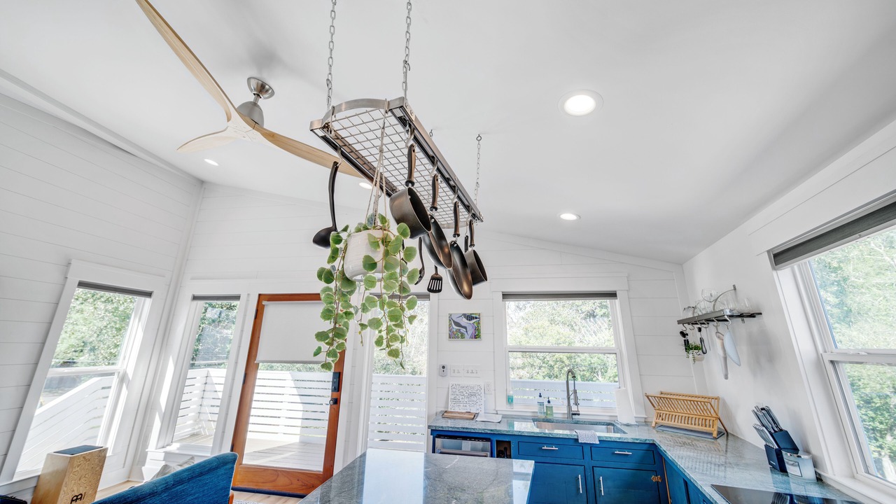 Photo of Kitchen in Freetown - Port Rico