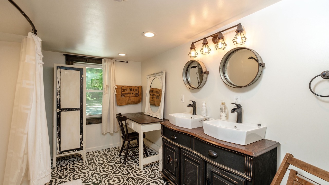 Photo of Bathroom in Dayton