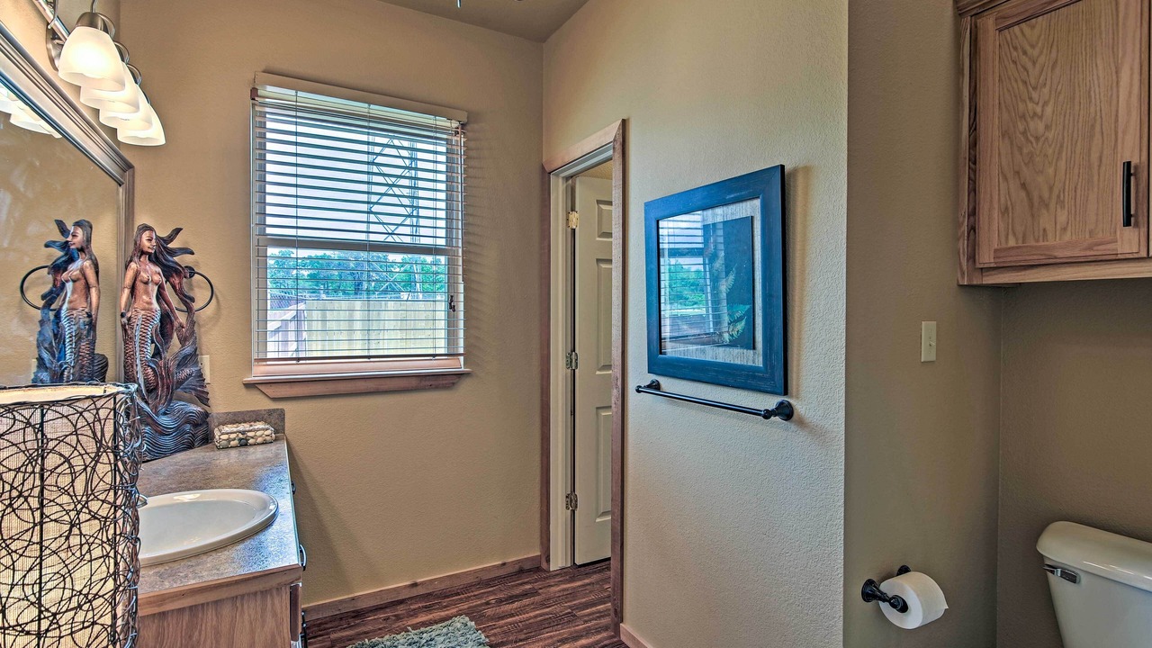 Photo of Bathroom in Vian