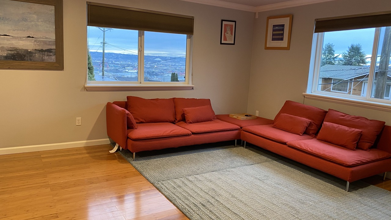 Photo of Livingroom in Northeast Tacoma